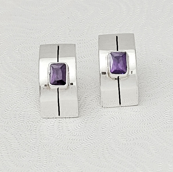 Silpada Very Rare Solid Sterling Silver Purple Zirconia Curved Earrings JP567